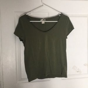 Basic olive green tee